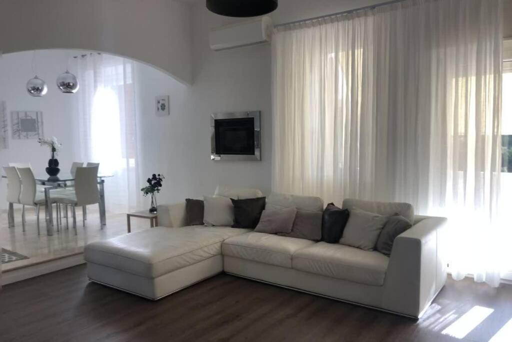 Appartamento Incantevole La Maddalena Vista Mare Codice Iun Q5459 Dış mekan fotoğraf